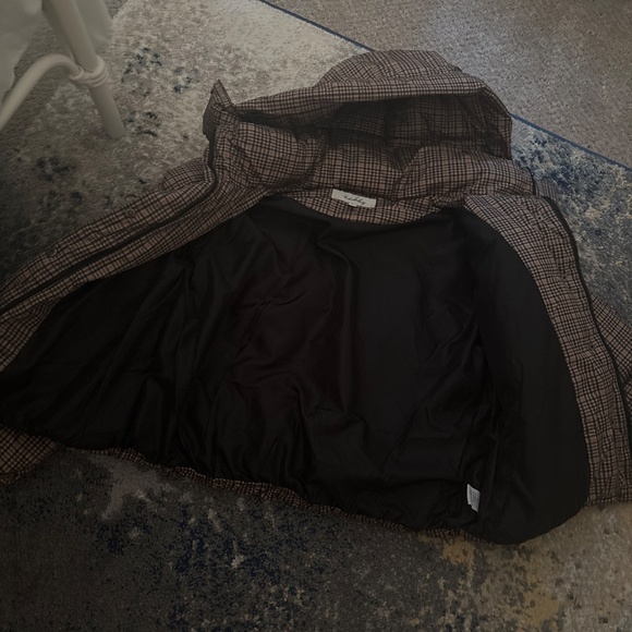 Winter Coat - Picture 3 of 4